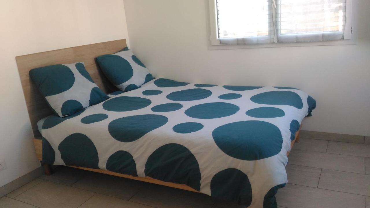 Studio Parking Gratuit Sur Place Claye Souilly Claye-Souilly Exterior foto